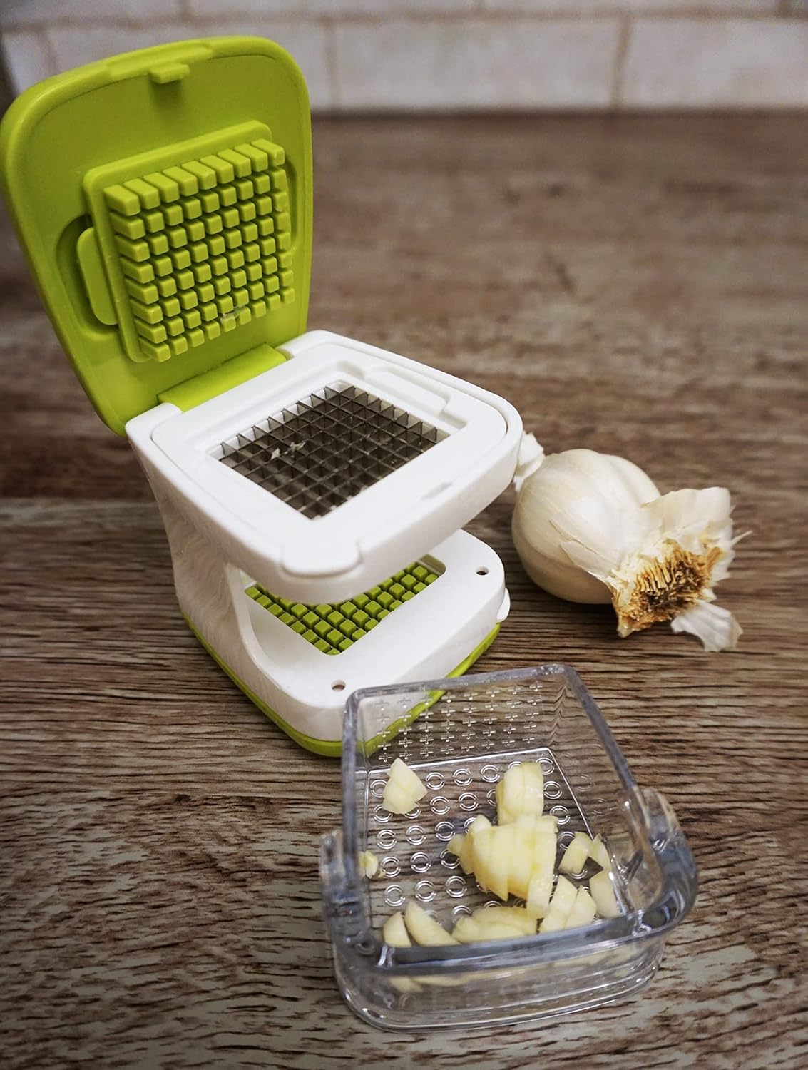 Multi-Function Garlic Chopper Box Stainless Steel Garlic Mincer with Container Manual Garlic Cutter